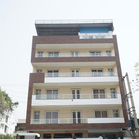 Octave Orchid Vista Hotel Gurgaon Exterior photo